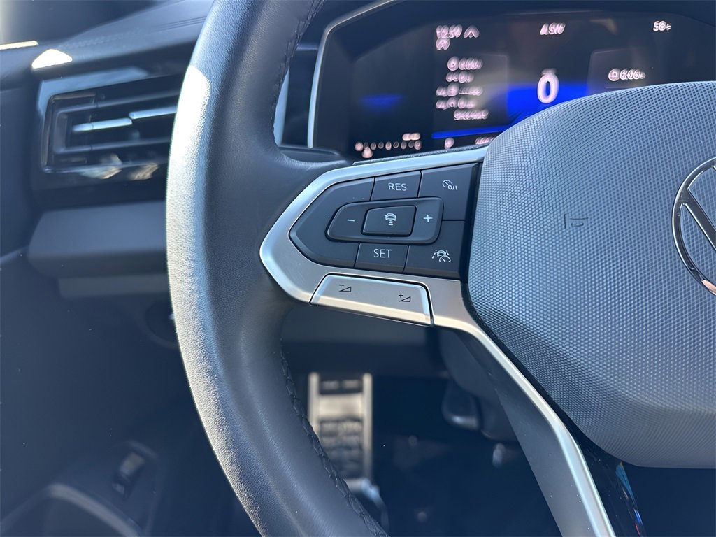 Used 2025 Volkswagen Jetta Sport image 13