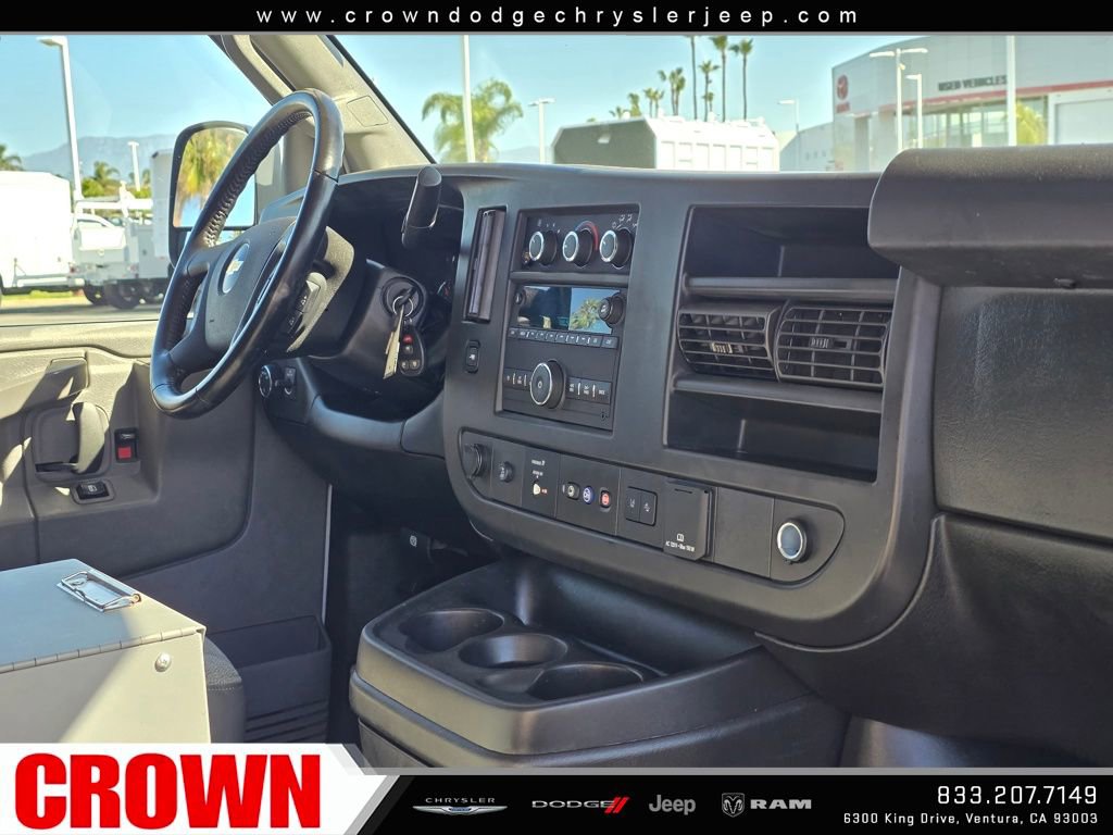 Used 2021 Chevrolet Express 2500 w/ Driver Convenience Package image 11