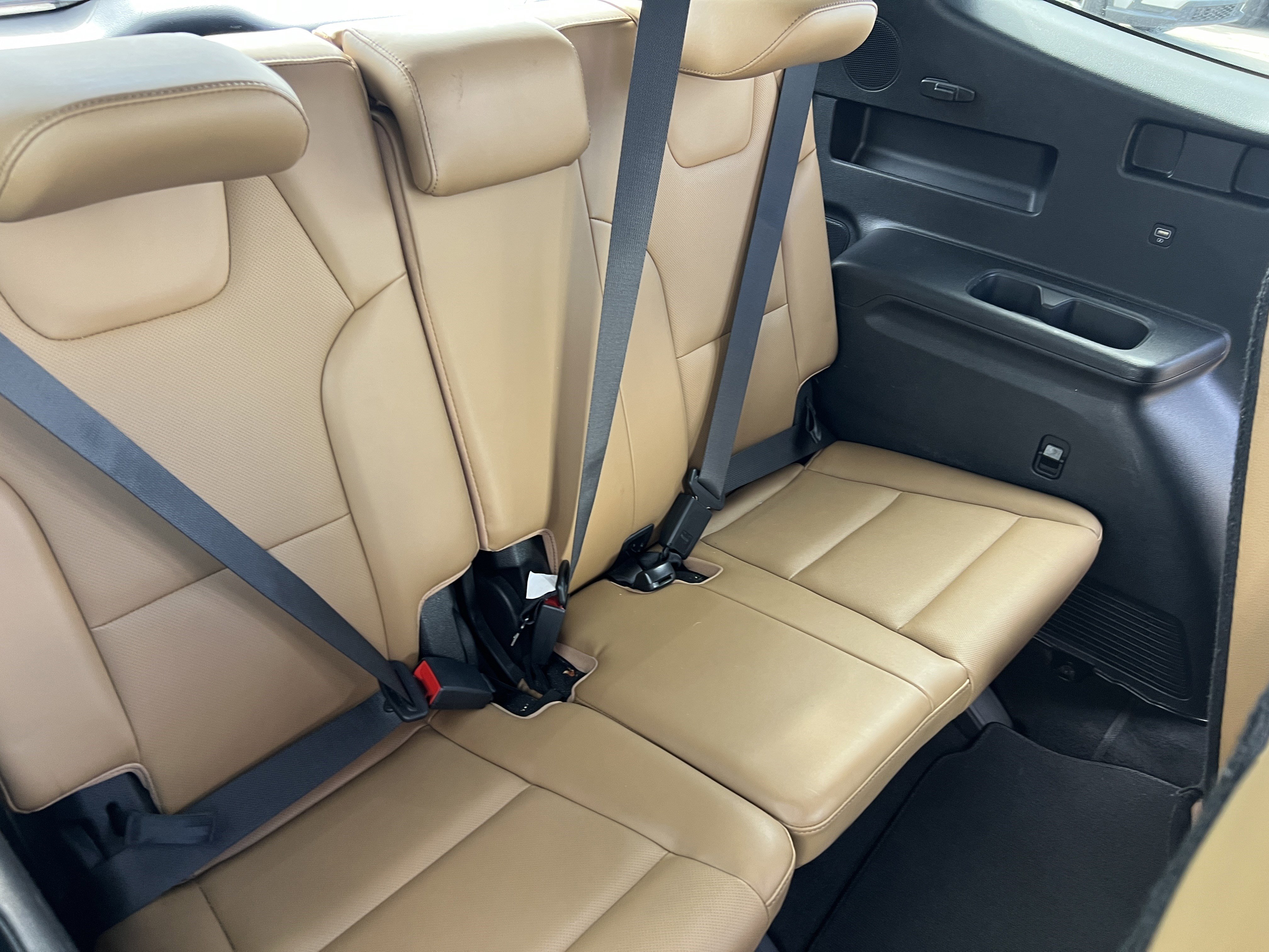 Used 2020 Kia Telluride SX w/ Towing Package image 17