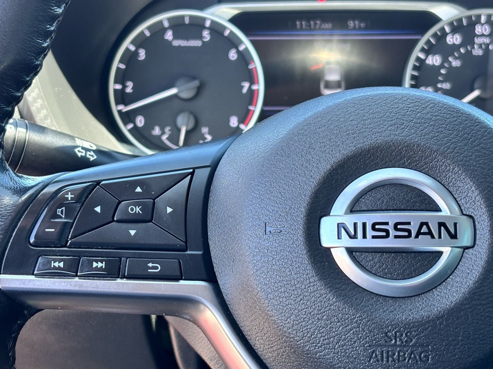Used 2021 Nissan Sentra SV FWD image 19