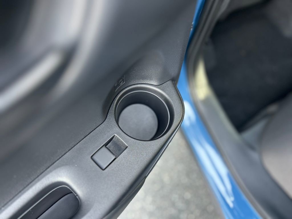 New 2026 Toyota Corolla Cross LE w/ Moonroof Package image 7