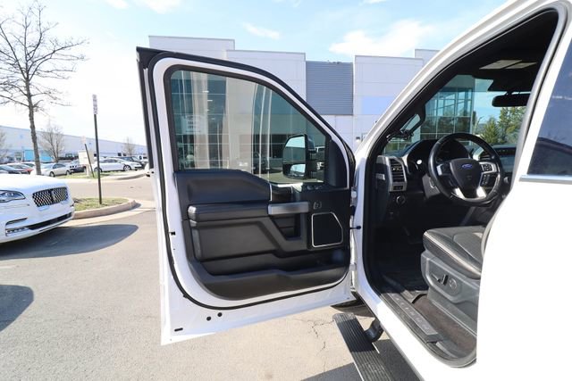 Used 2018 Ford F150 Platinum w/ Equipment Group 701A Luxury AWD/4WD image 38