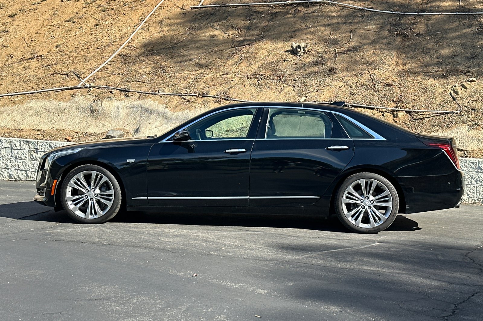 Used 2018 Cadillac CT6 3.0 Twin Turbo Platinum Sedan AWD/4WD image 7