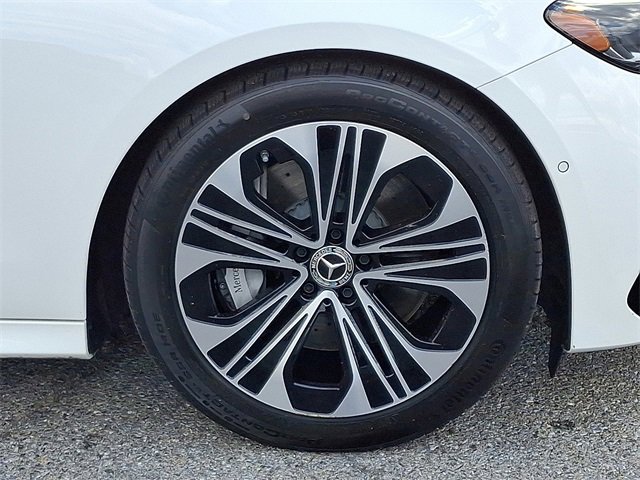 Used 2025 Mercedes-Benz E 450 4MATIC Sedan image 8