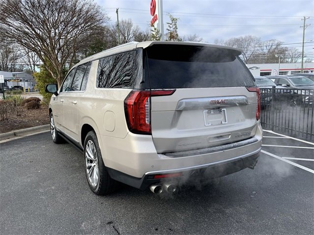 Used 2021 GMC Yukon XL Denali w/ Denali Premium Package image 6