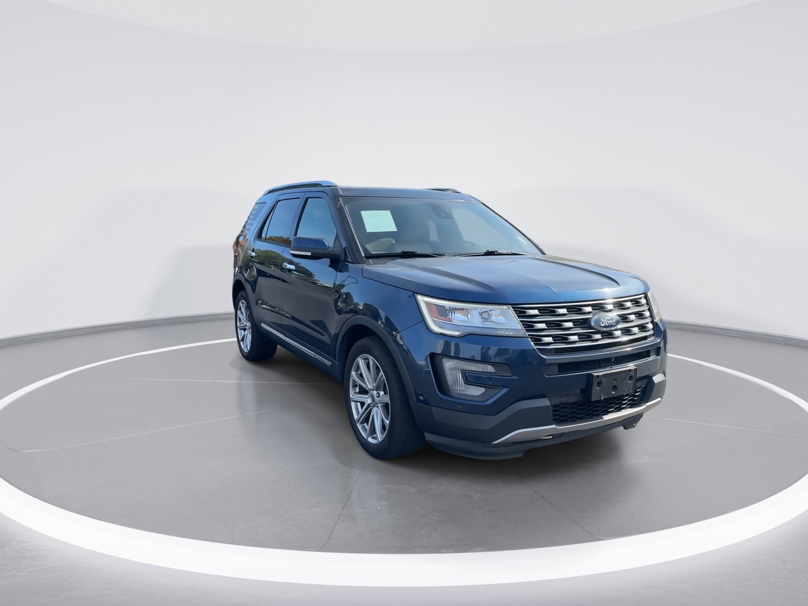 Used 2017 Ford Explorer Limited w/ Equipment Group 301A video 2