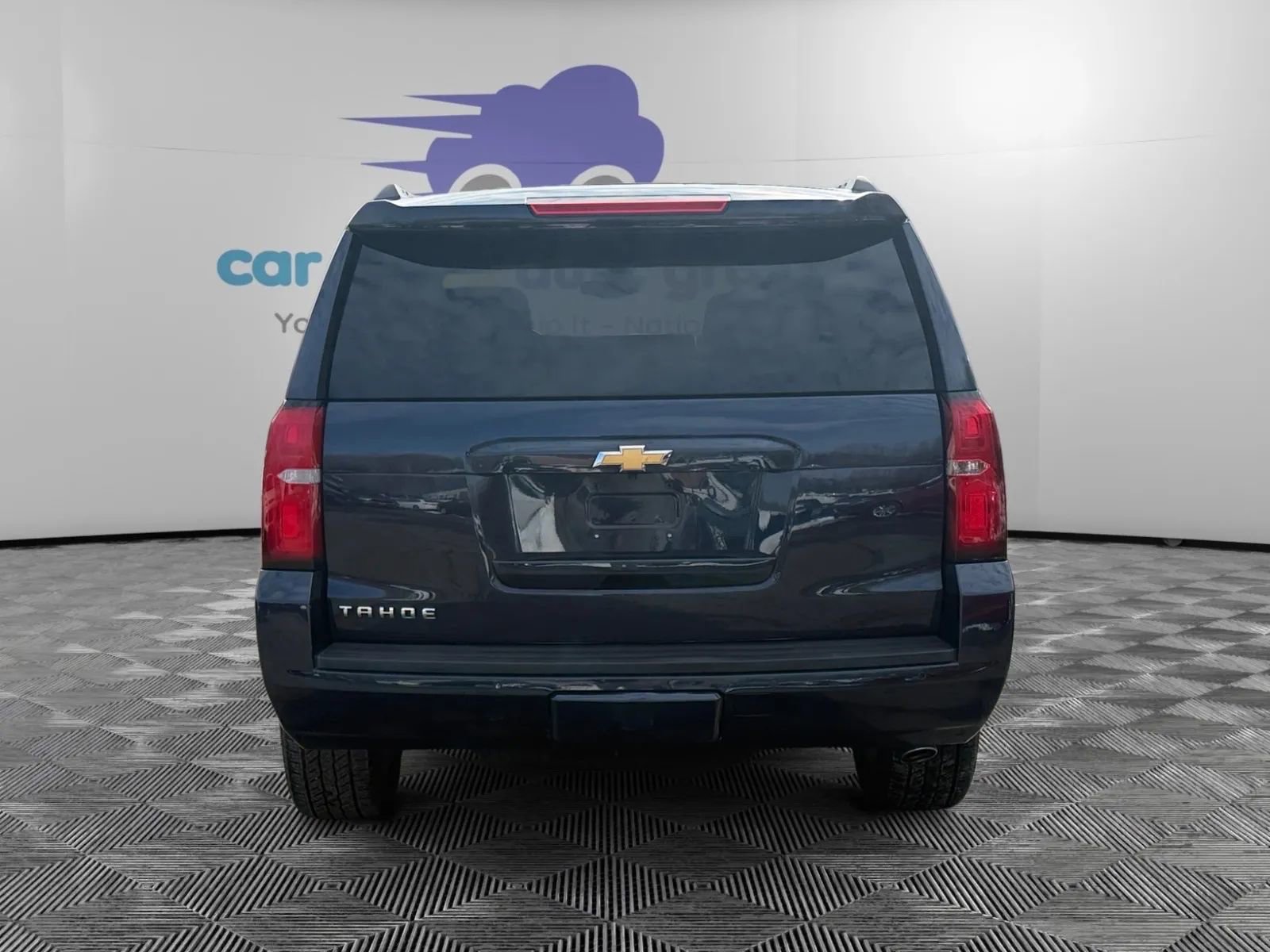 Used 2018 Chevrolet Tahoe LT w/ LT Signature Package AWD/4WD image 4