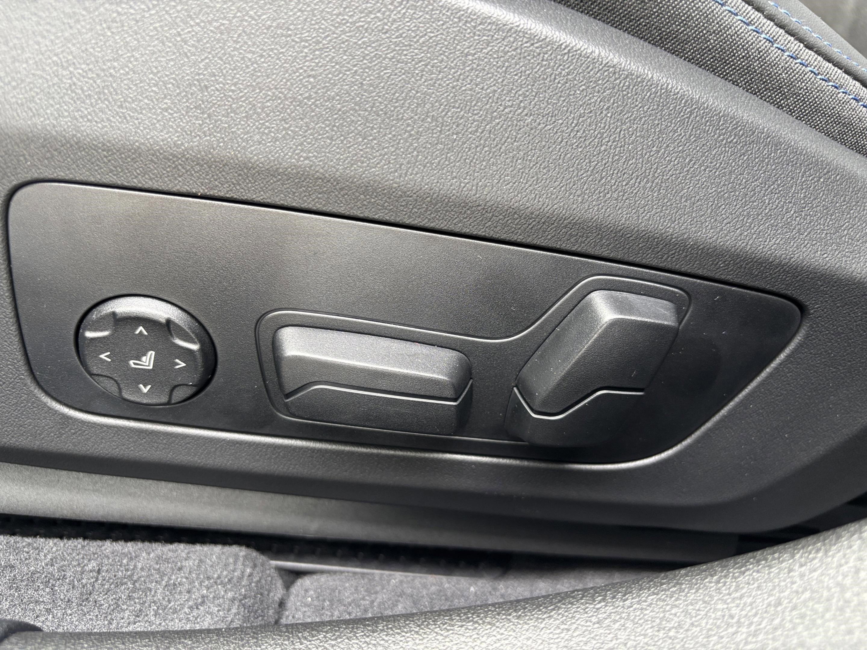 Used 2026 BMW M235i xDrive w/ M Performance Package image 21