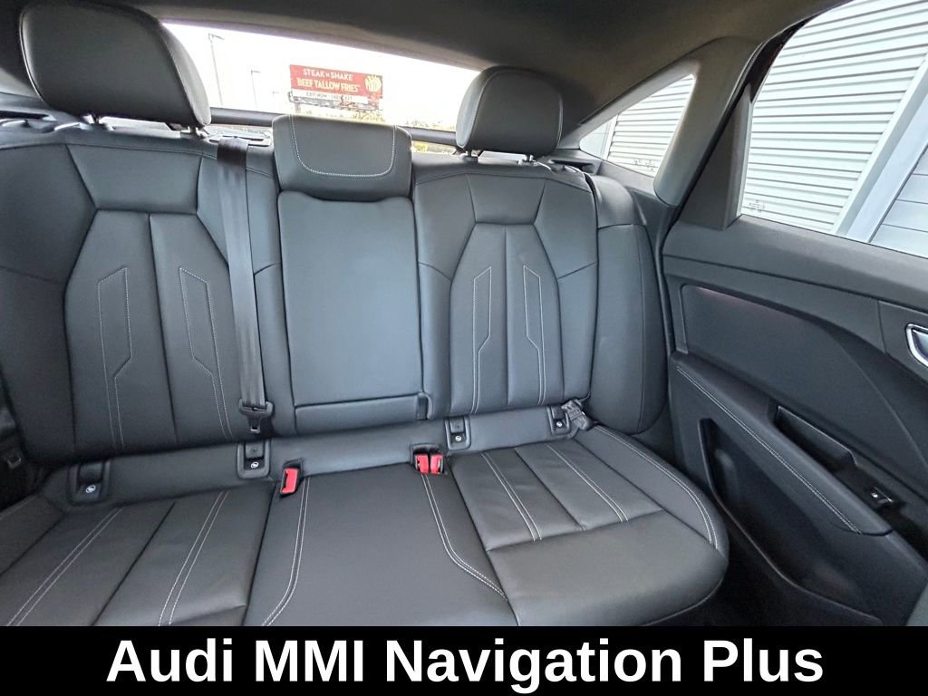Used 2023 Audi Q4 e-tron Premium Plus w/ Premium Plus image 15