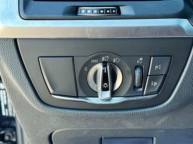 Used 2025 BMW X4 M40i w/ Premium Package image 10