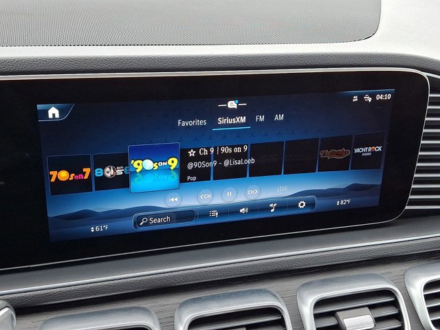 Used 2024 Mercedes-Benz GLE 350 4MATIC w/ Driver Assistance Package image 18