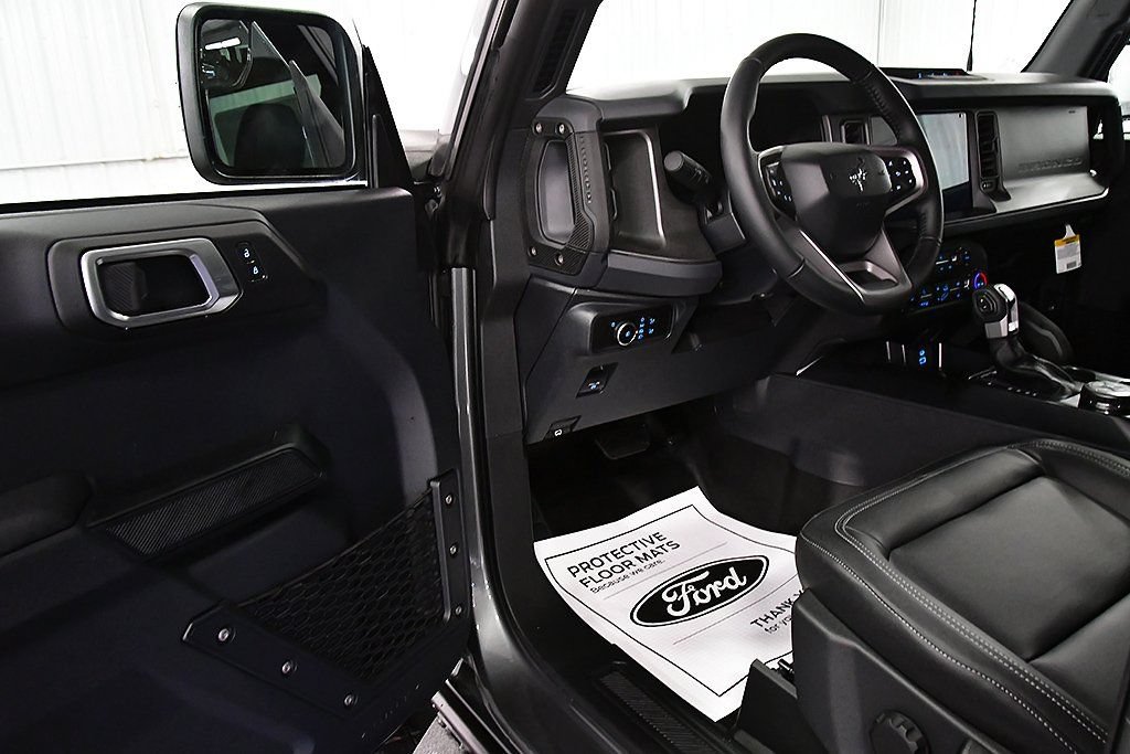 New 2025 Ford Bronco Big Bend w/ Black Diamond Package AWD/4WD image 14