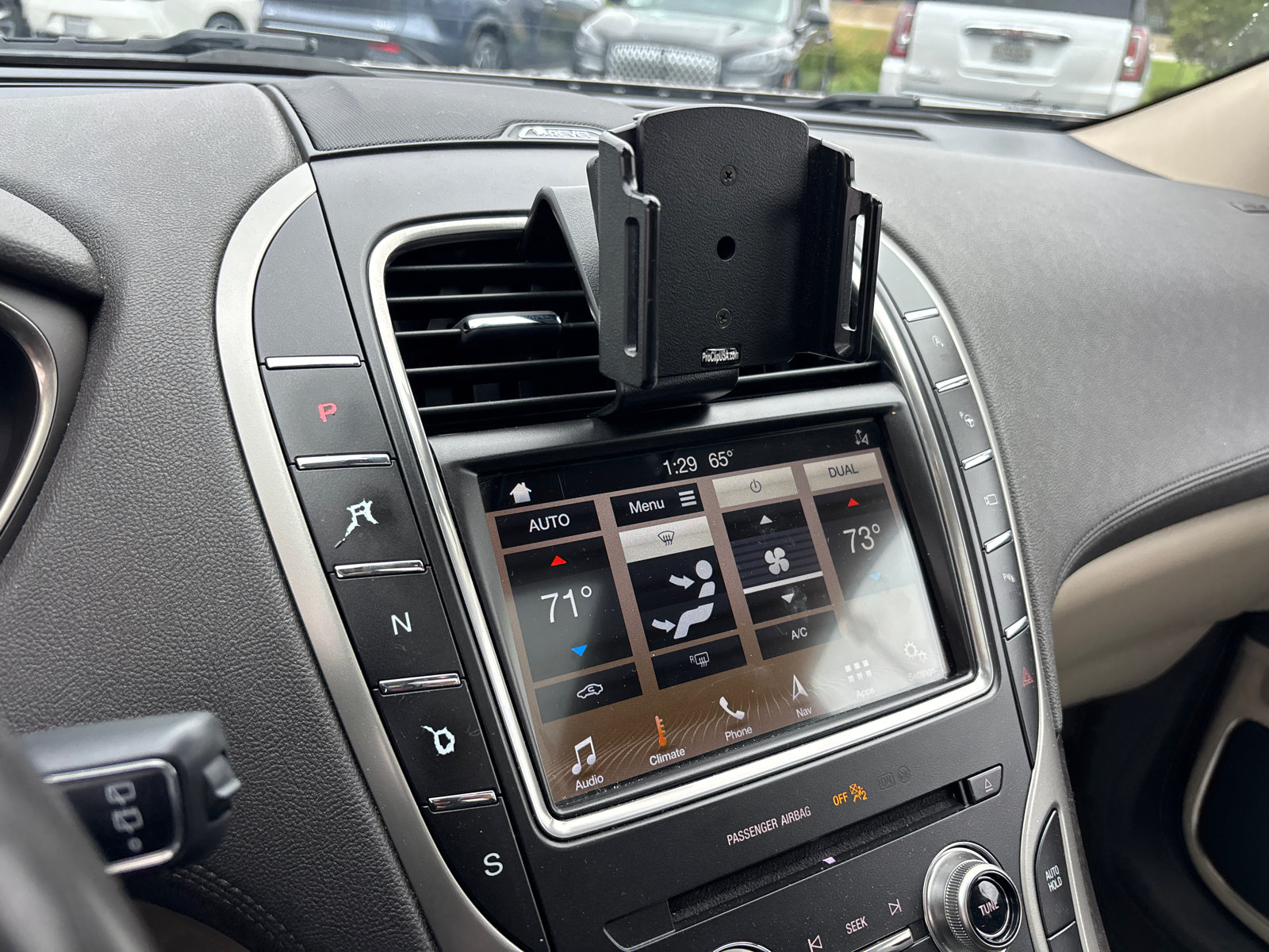 Used 2019 Lincoln Nautilus Reserve AWD/4WD image 19