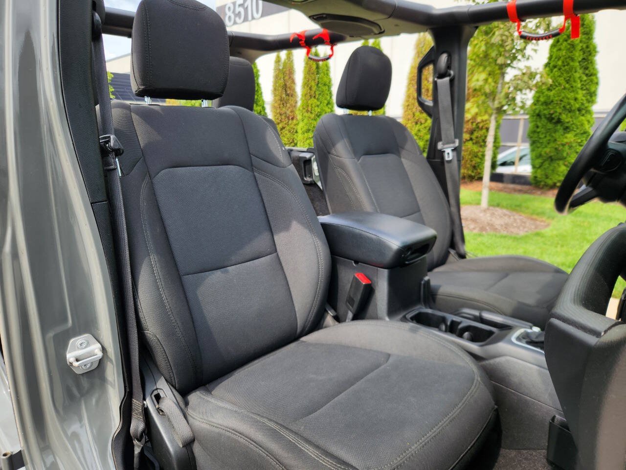 Used 2020 Jeep Wrangler Unlimited Sport AWD/4WD image 15