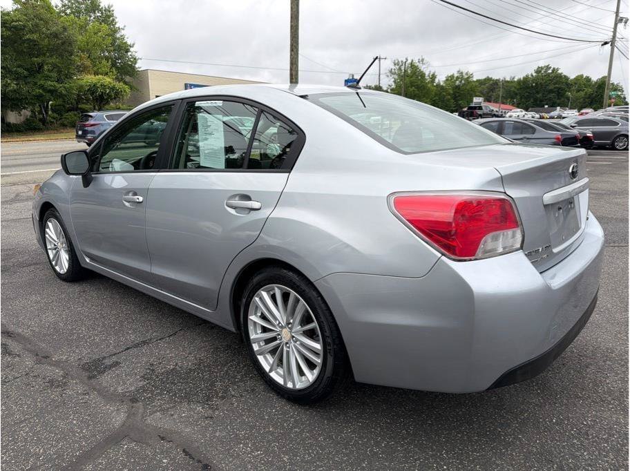 Used 2012 Subaru Impreza 2.0i Premium AWD/4WD image 4