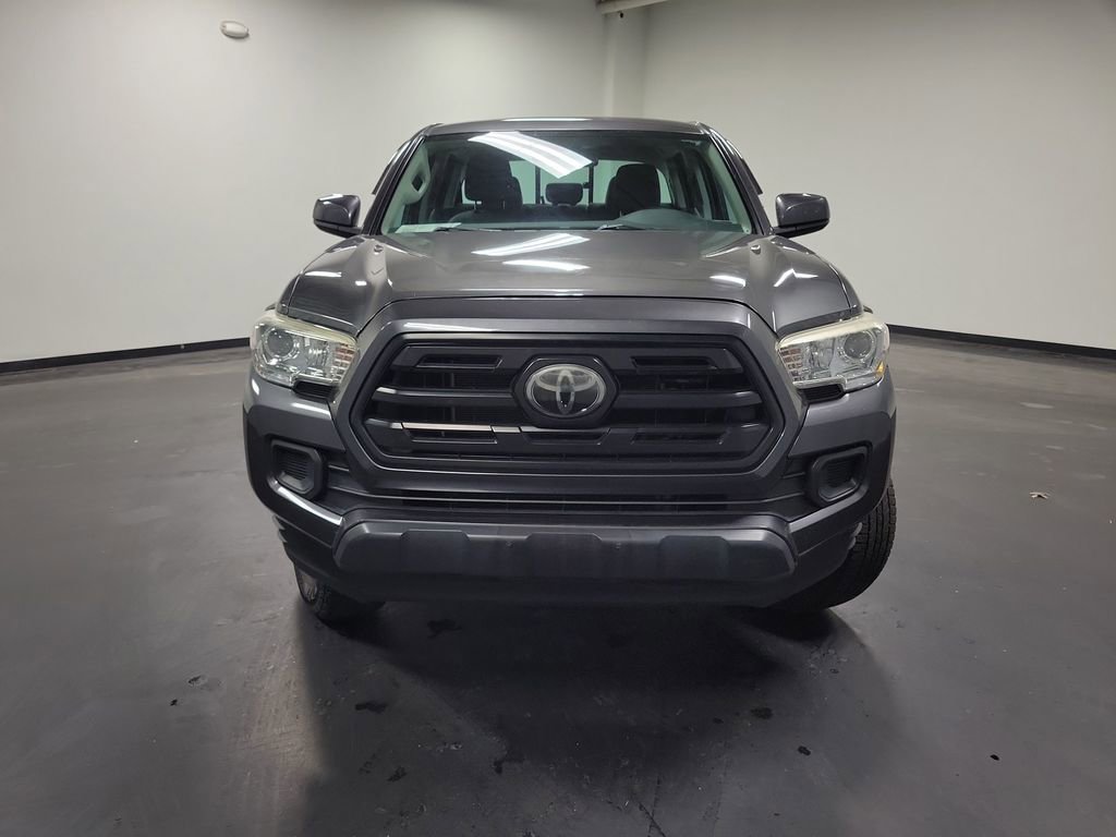 Used 2018 Toyota Tacoma SR image 2