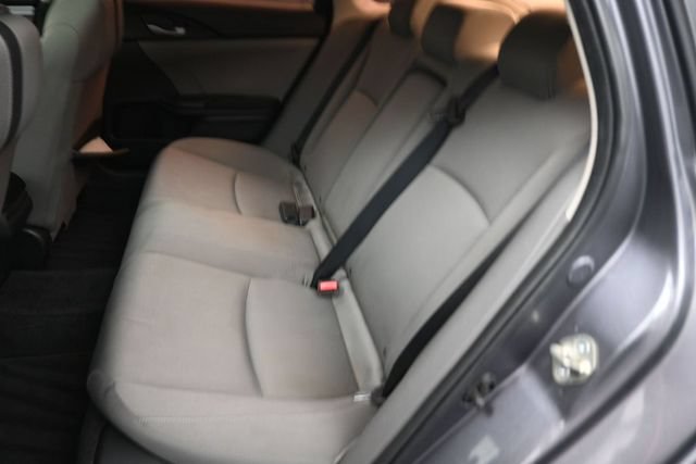 Used 2018 Honda Civic EX image 2