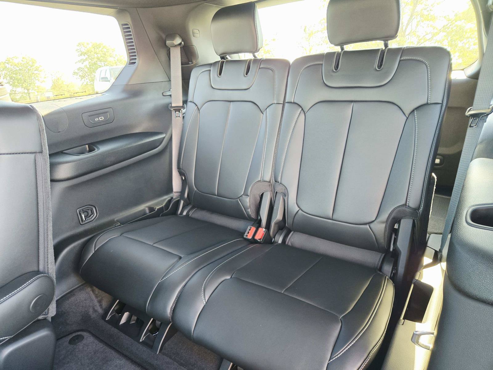 New 2027 Jeep Grand Cherokee L Limited AWD/4WD image 15