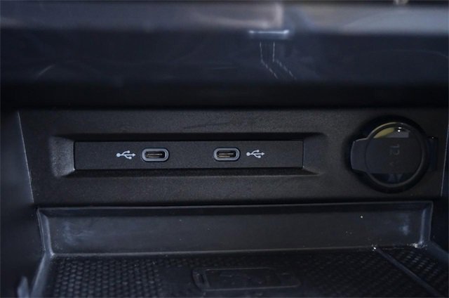 Certified 2022 Volkswagen Tiguan SE image 14