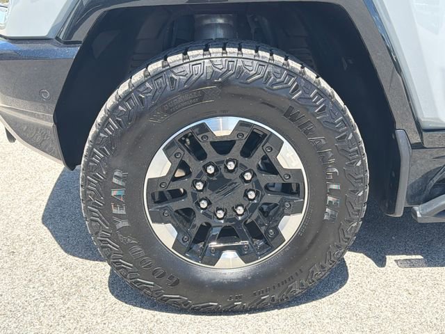 Used 2025 GMC Hummer EV 3X w/ Extreme Off-Road Package AWD/4WD image 50