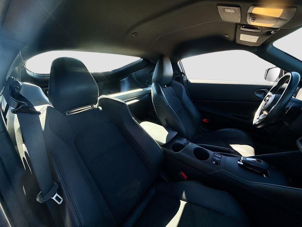 Used 2024 Nissan Z Performance w/ Floor Mat Package image 27