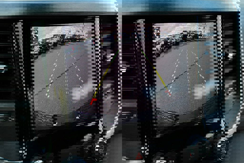 Used 2021 RAM 1500 Big Horn image 15