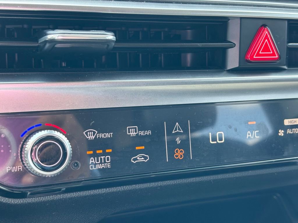 New 2025 Kia Sorento S w/ Panoramic Sunroof Package image 23