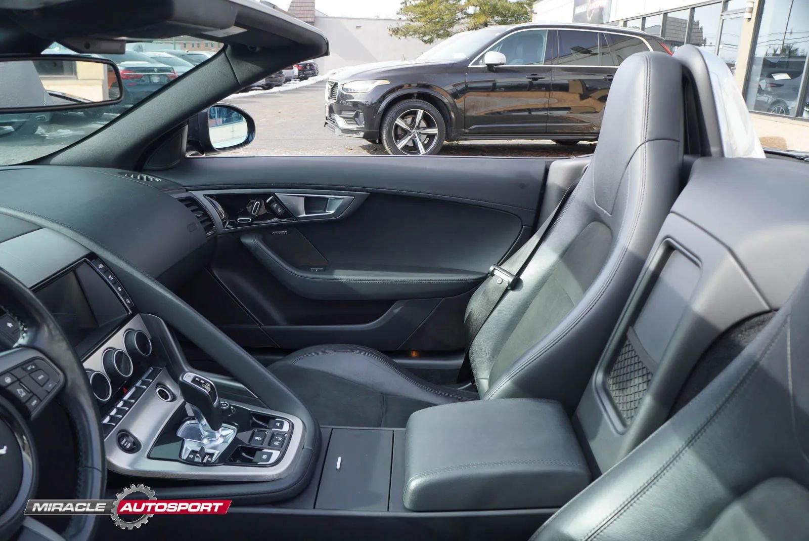 Used 2017 Jaguar F-TYPE Convertible RWD image 21