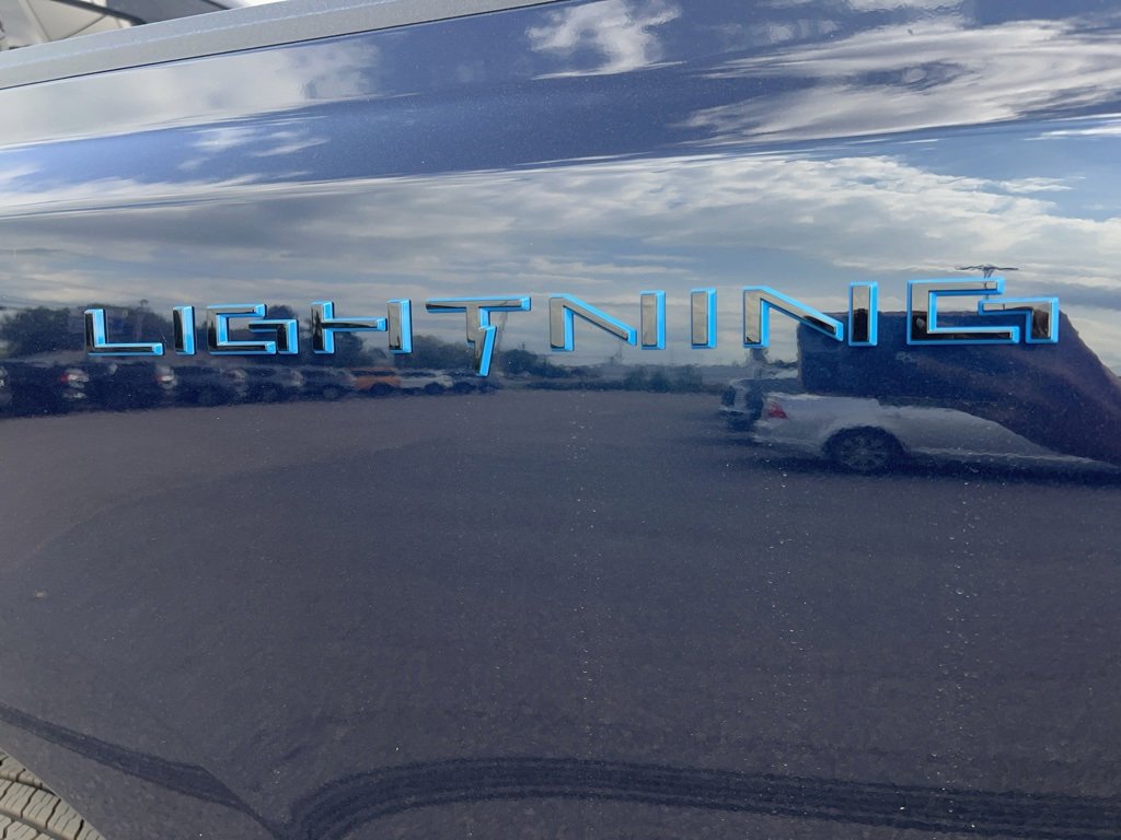 New 2025 Ford F150 Lightning Lariat image 9