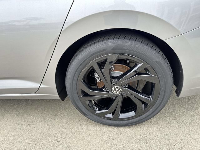 New 2026 Volkswagen Jetta SE FWD image 6