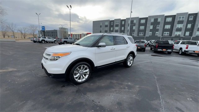 Used 2014 Ford Explorer Limited w/ Equipment Group 301A image 4
