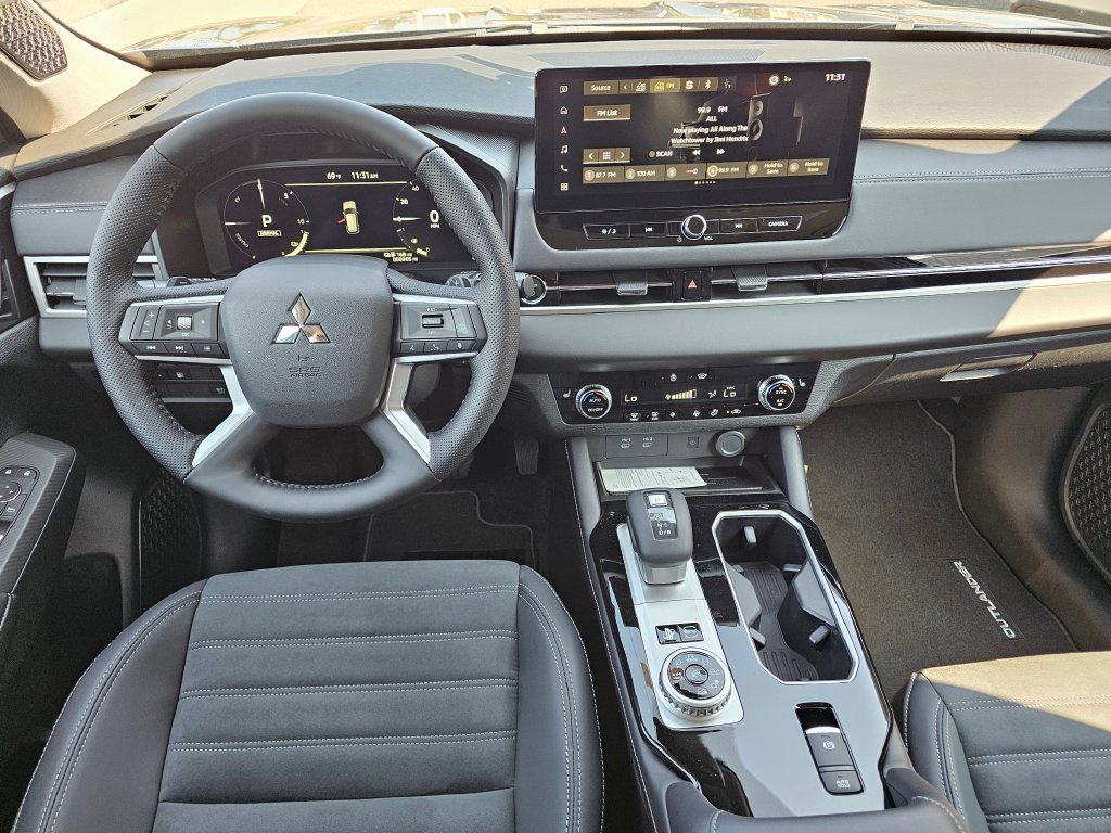 New 2026 Mitsubishi Outlander SE AWD/4WD image 14