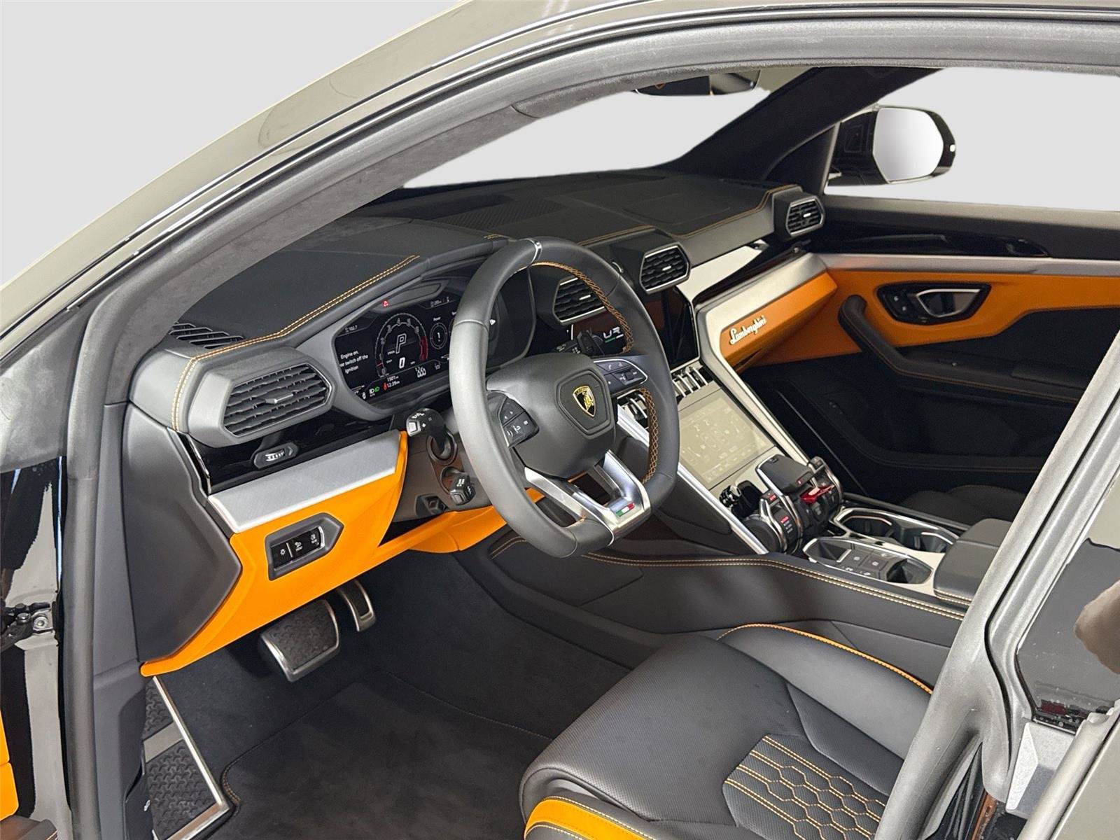 Used 2024 Lamborghini Urus S AWD/4WD image 15
