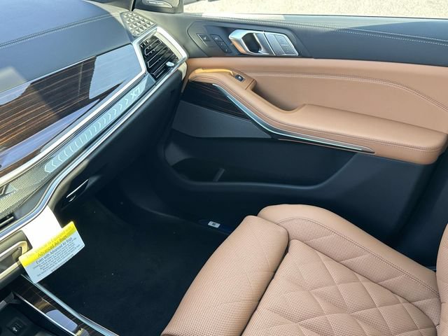New 2027 BMW X7 xDrive40i w/ Executive Package AWD/4WD image 18