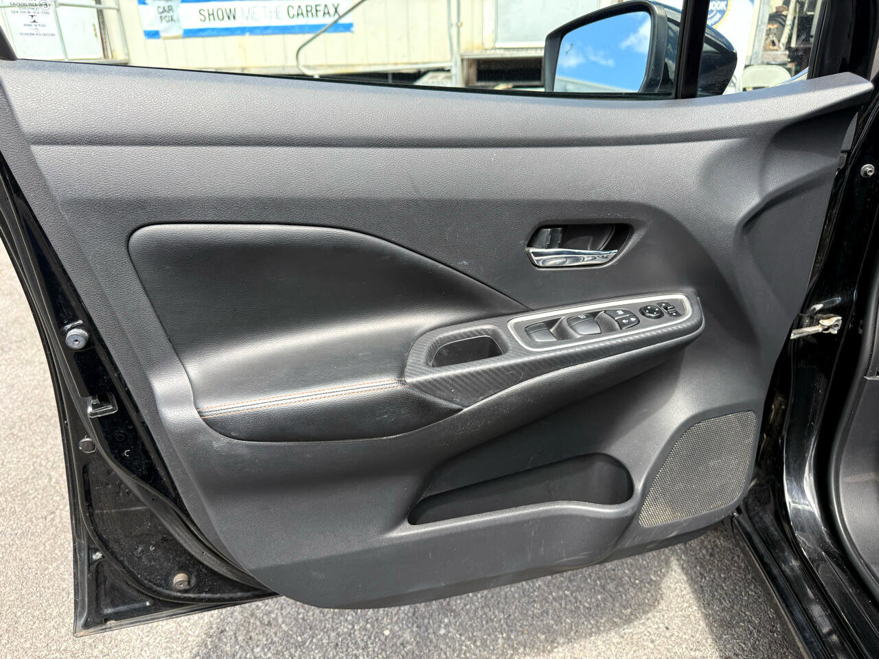 Used 2021 Nissan Versa SR image 10