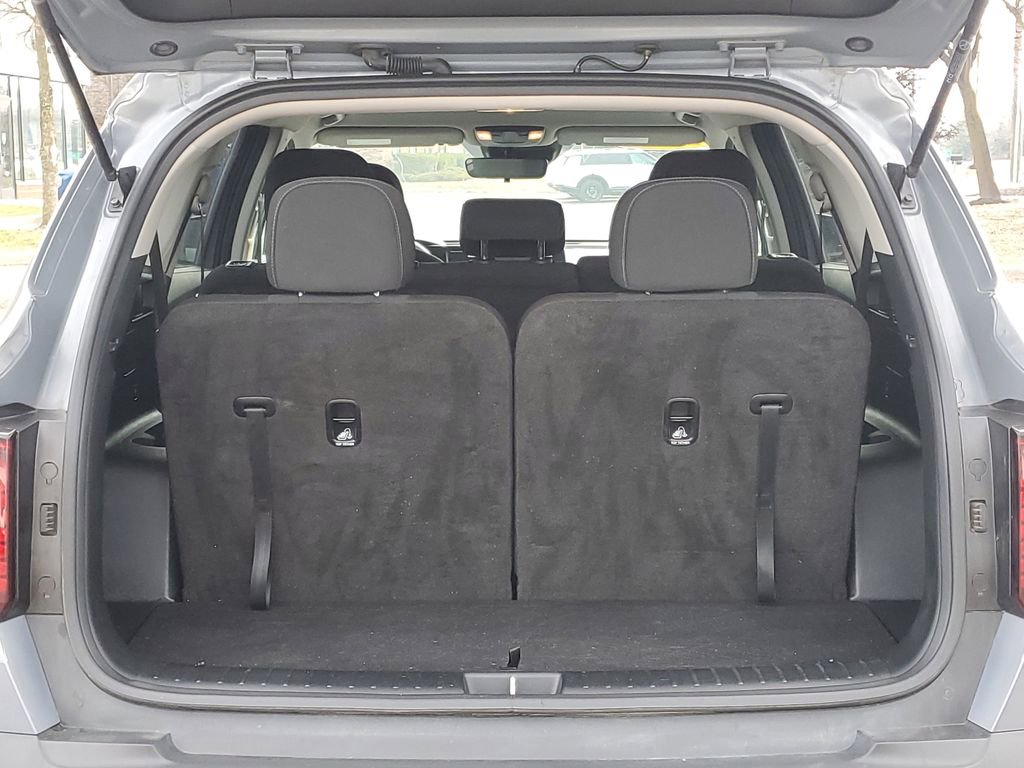 Certified 2023 Kia Sorento LX image 7