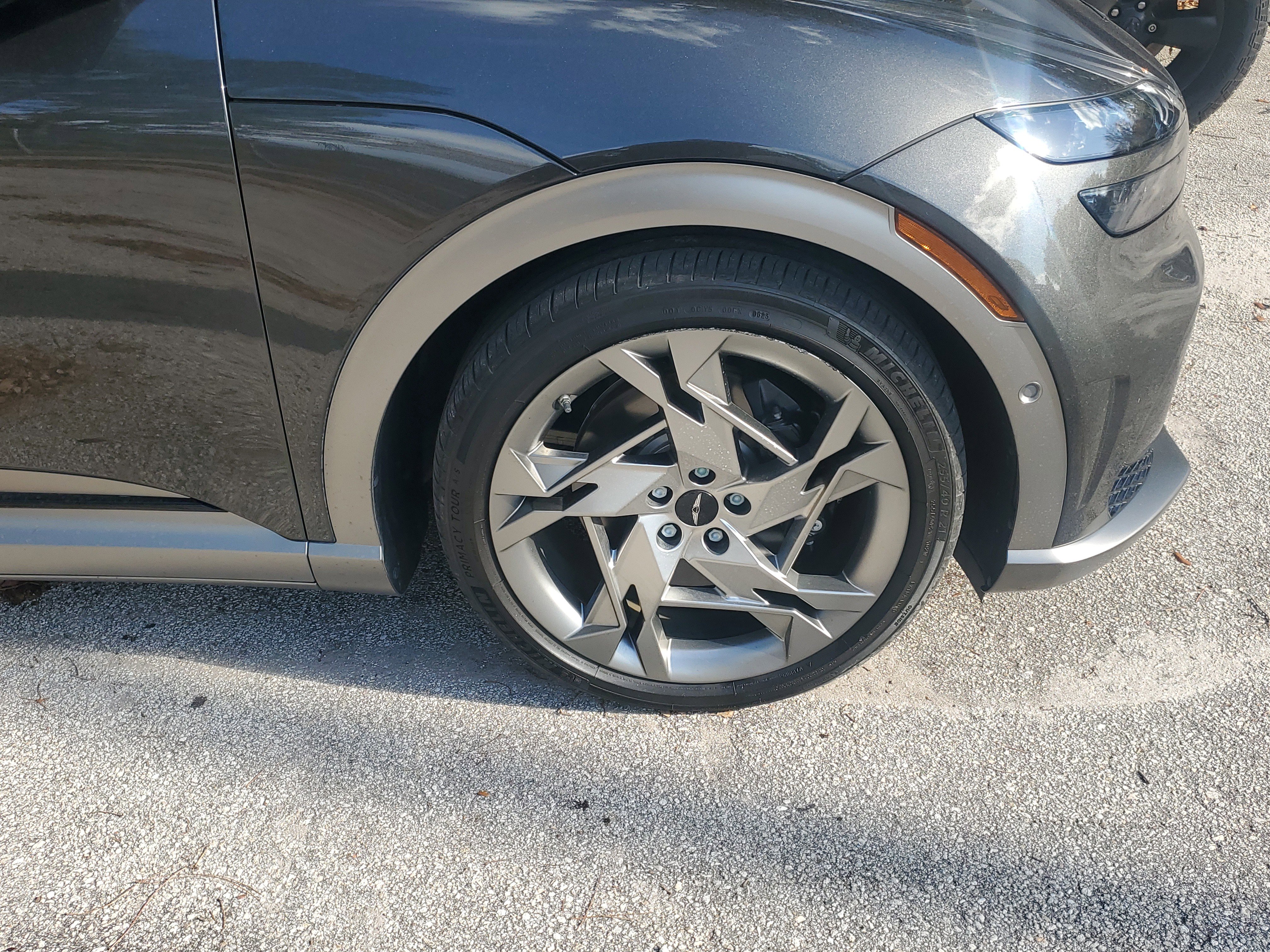 Used 2024 Genesis GV60 Performance image 4