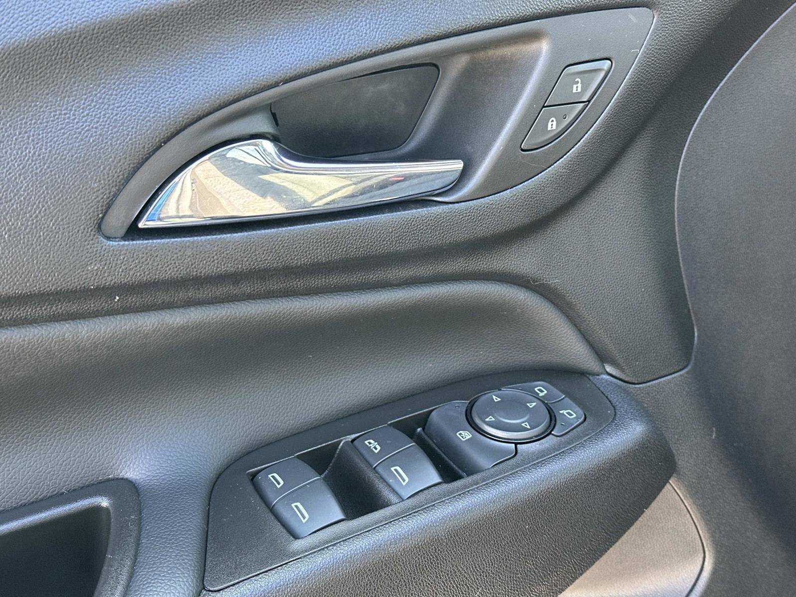 Certified 2023 Chevrolet Equinox LT image 15