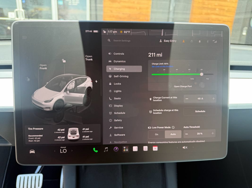 Used 2022 Tesla Model Y Performance AWD/4WD image 40