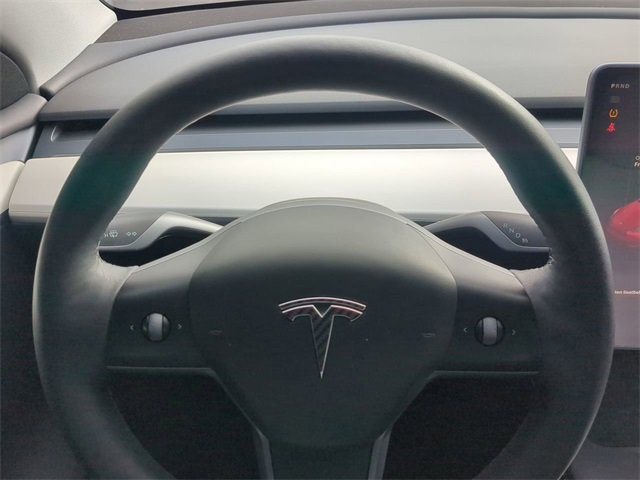 Used 2024 Tesla Model Y Performance image 30