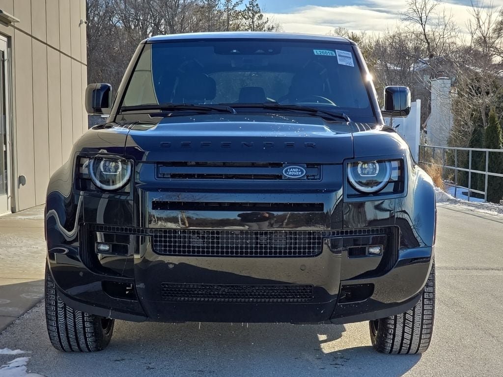 New 2026 Land Rover Defender 110 V8 AWD/4WD image 2