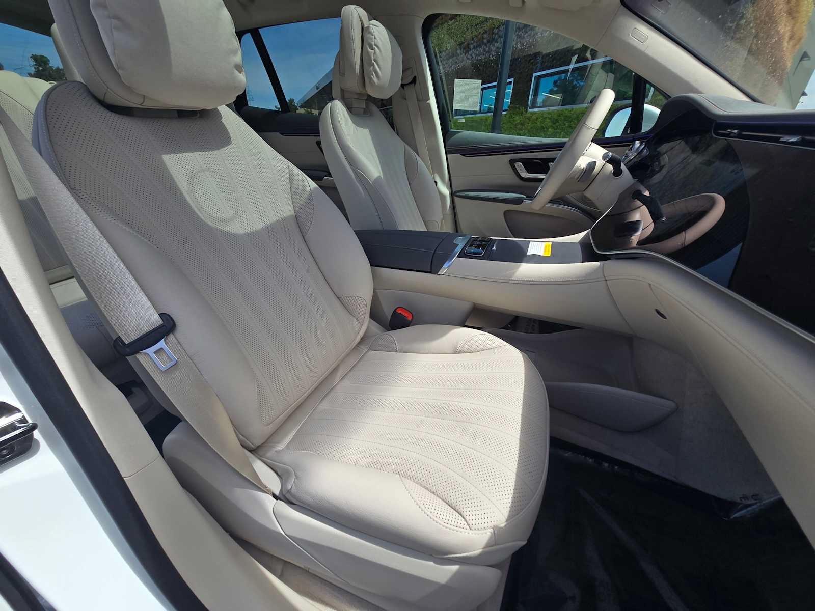 New 2026 Mercedes-Benz EQS 400 4MATIC SUV image 10