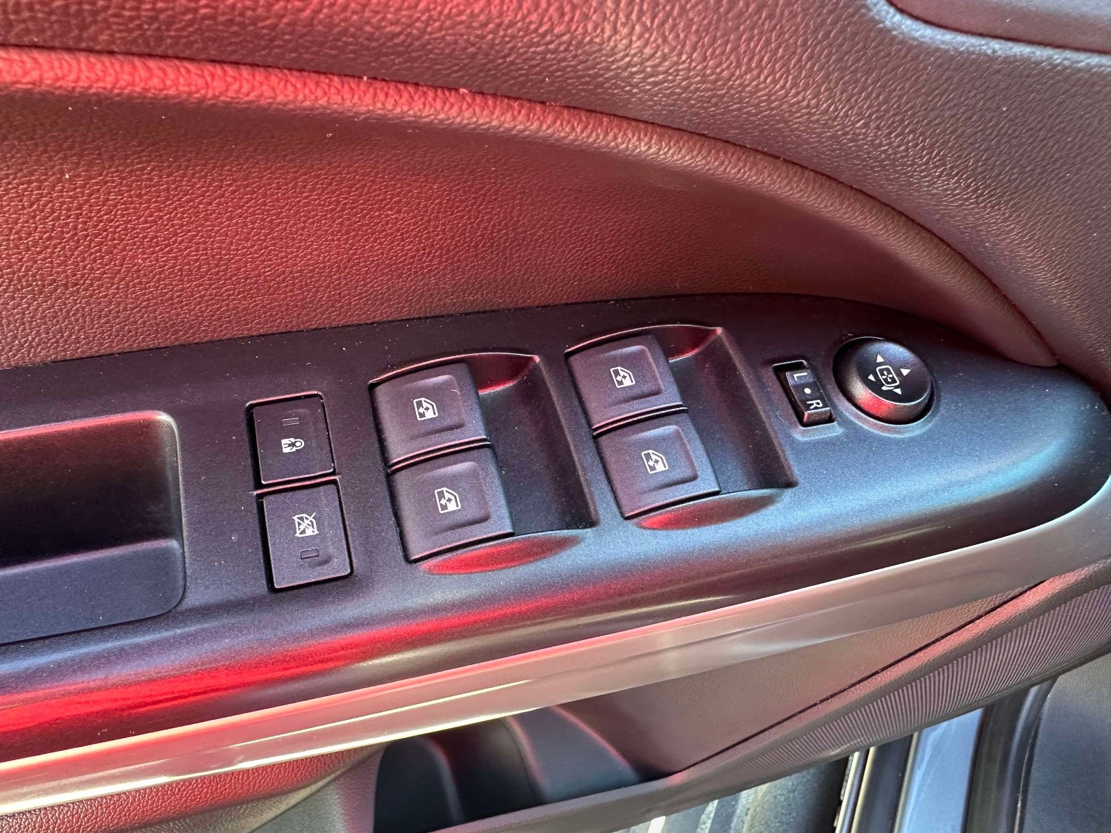Used 2022 Chevrolet Colorado LT w/ LT Convenience Package AWD/4WD image 17