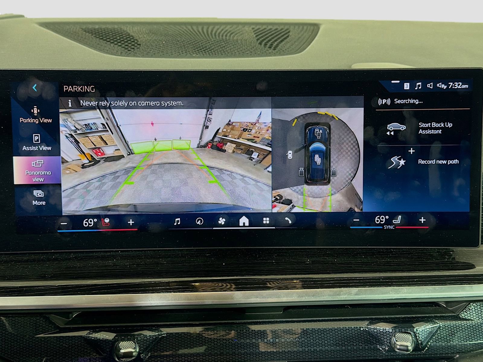 Used 2026 BMW X5 xDrive40i w/ M Sport Package image 17