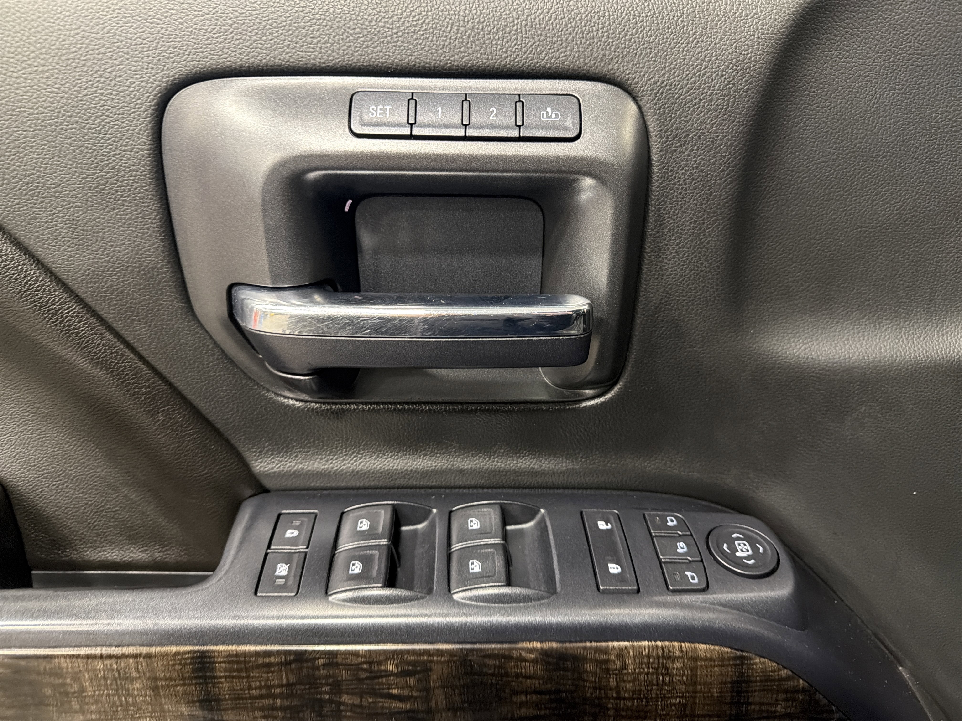 Used 2015 GMC Sierra 3500 Denali w/ Duramax Plus Package image 14