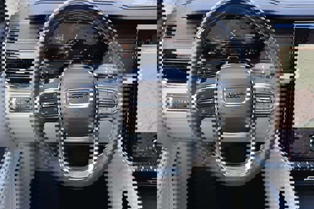 New 2026 GMC Acadia Denali w/ Super Cruise Package image 8