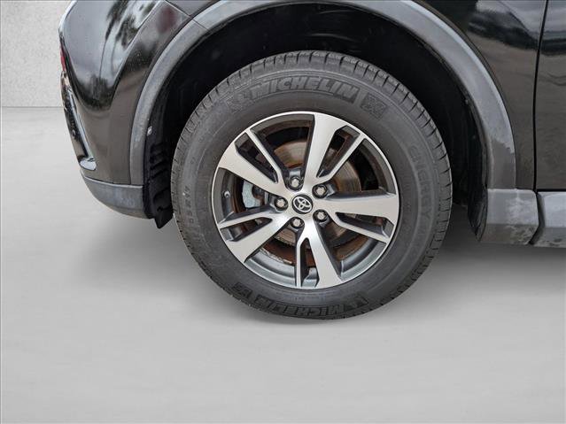 Used 2017 Toyota RAV4 XLE image 23