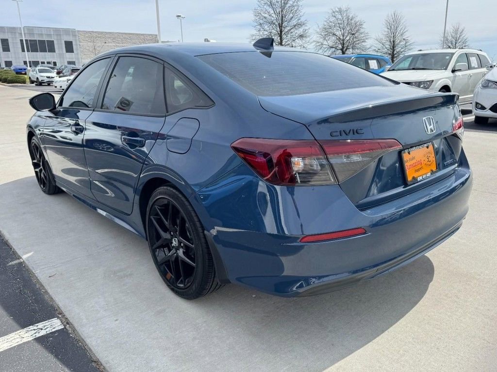 Used 2026 Honda Civic FWD Hybrid Sedan image 5