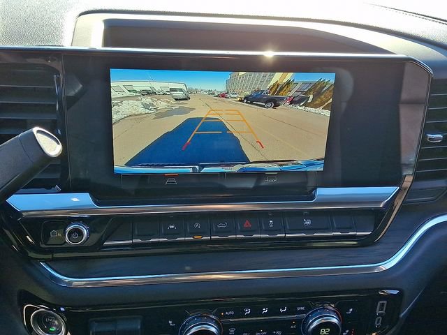 Certified 2025 GMC Sierra 1500 SLT image 18