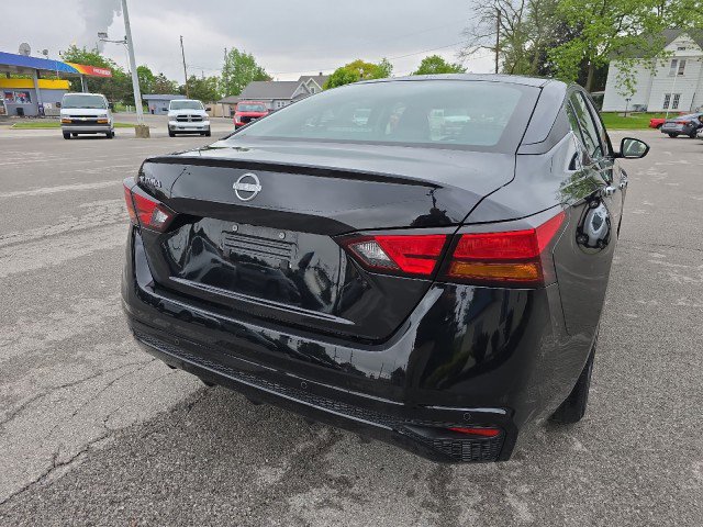 Used 2024 Nissan Altima 2.5 S image 4